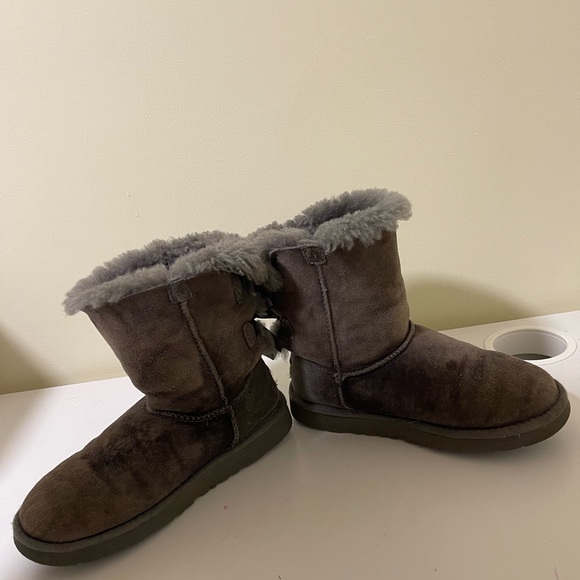 Uggs Bailey Bow gray size 3 big kids - Picture 4 of 8